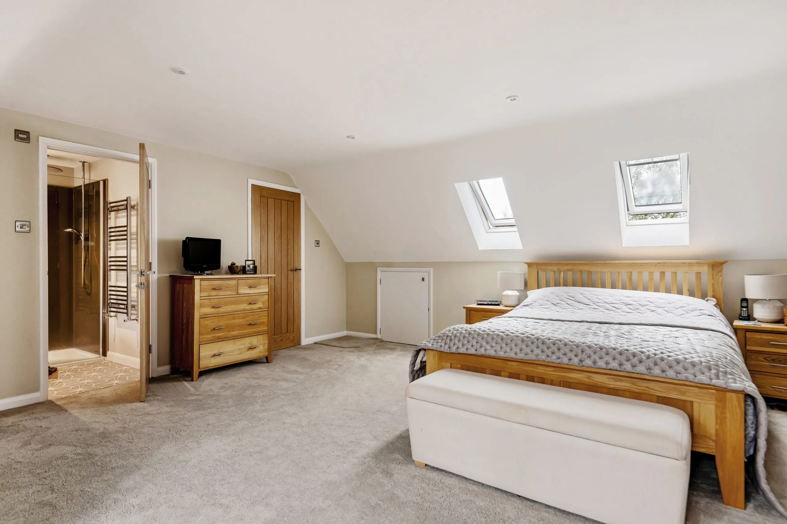 Manor Way ii photo 7