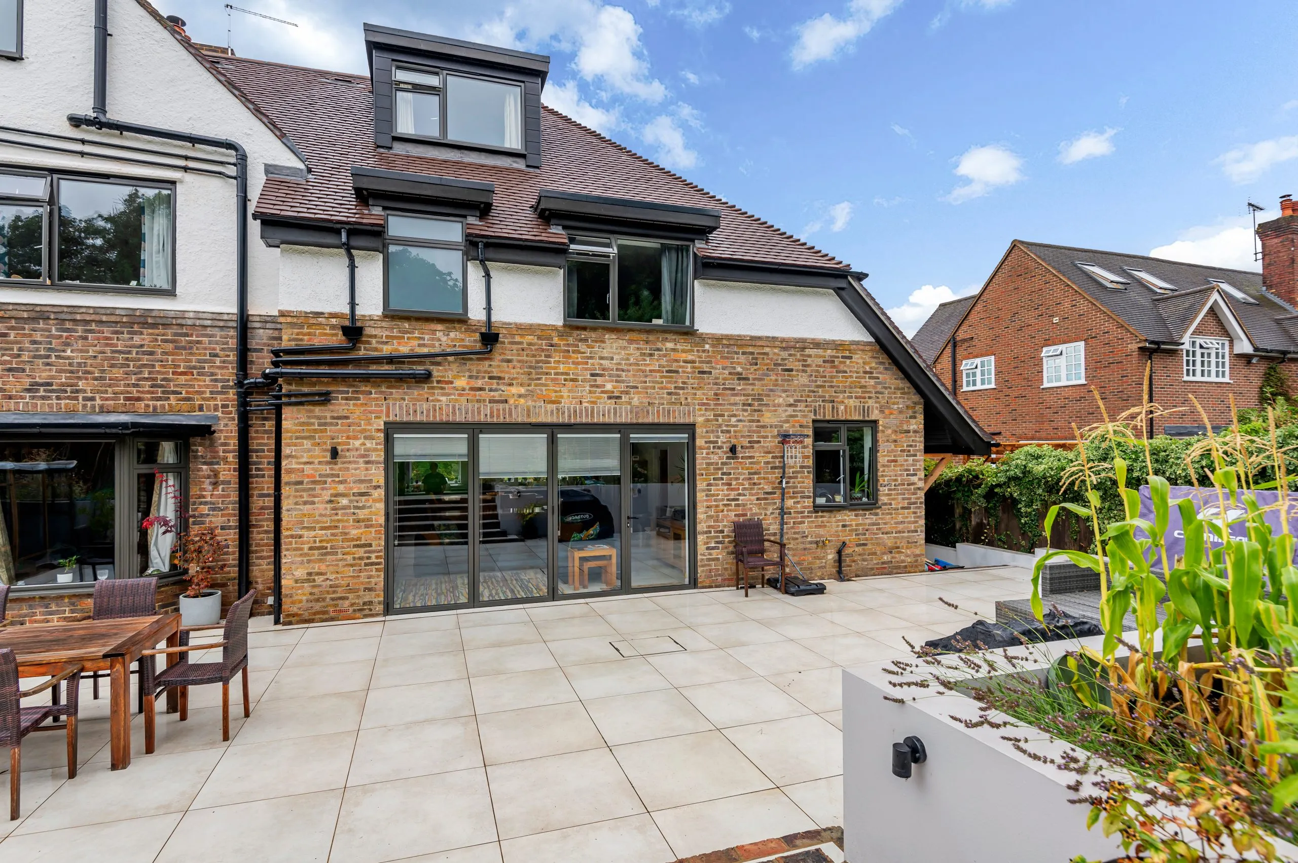 Manor Way ii photo 8